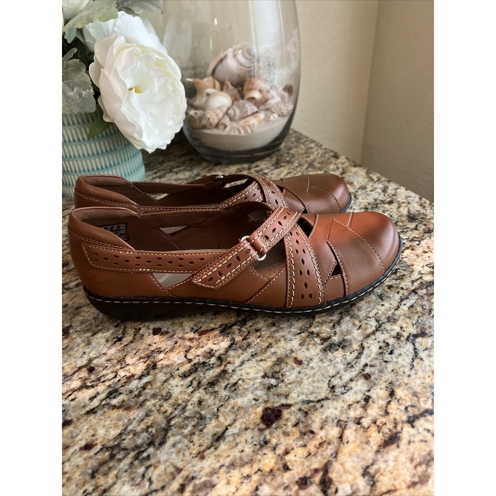 Clarks Collection Leather Slip-on Shoes Ashland Spin Tan Oily 8.5 M New